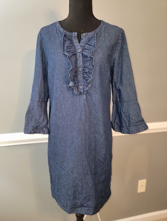 Draper James Dresses & Skirts - Draper James Denim Blue Ruffle Front Tunic Dress